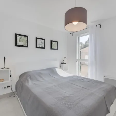 79 Bay-1 * Cavalaire-sur-Mer